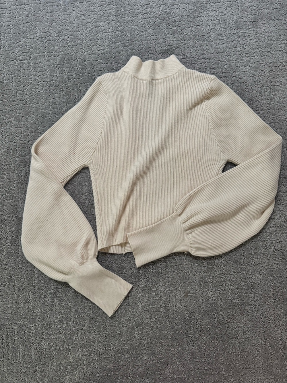 Cropped Ribbed Cream Turtleneck Keyhole Sweater with Balloon Sleeves